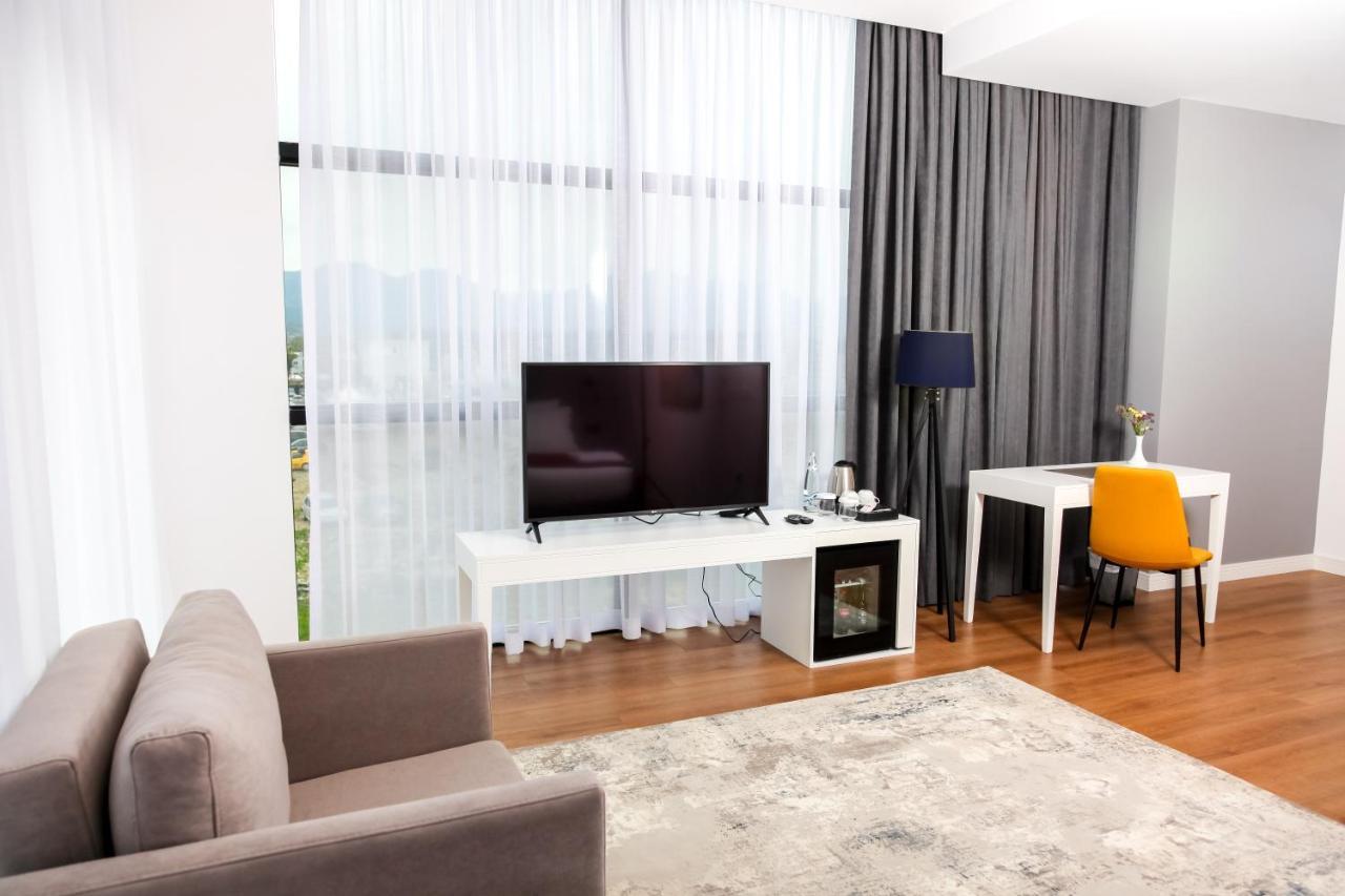N Hotel By Noshi Rinas Kültér fotó